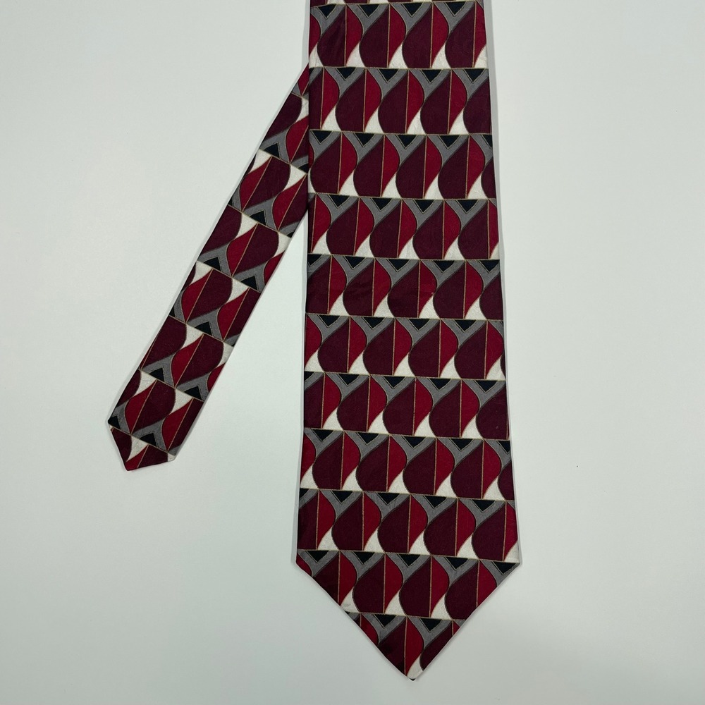 Clubfellow Burgundy Geometric Abstract Italian Silk Necktie Mens One Size